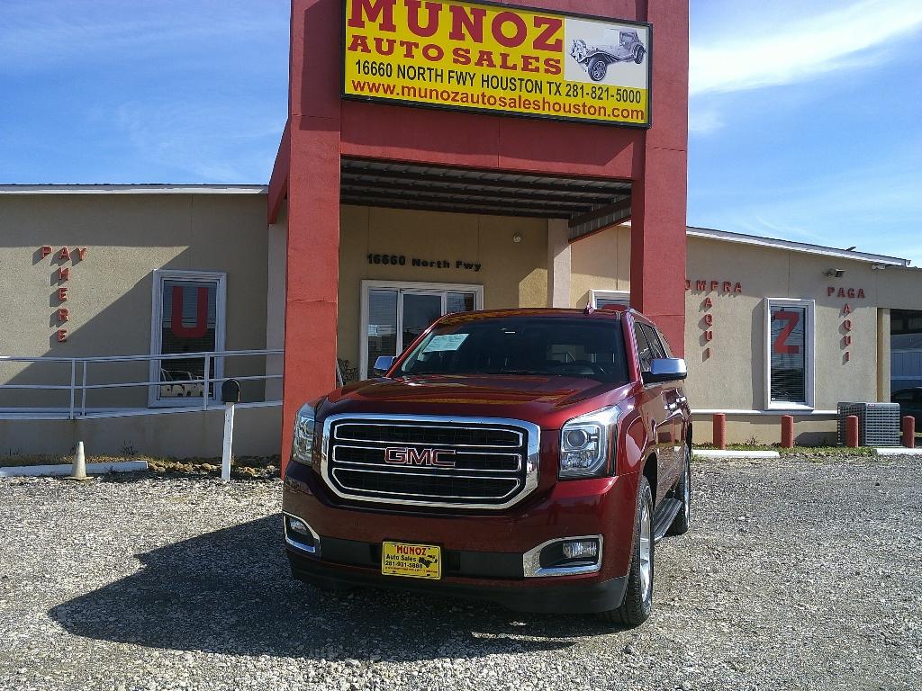2017 MAROON GMC YUKON SLE 2WD (1GKS1AKC3HR) with an 5.3L V8 OHV 16V engine, 6-SPEED AUTOMATIC transmission, located at 16660 North Freeway, Houston, TX, 77090, (281) 821-5000, 29.957193, -95.418587- Photo#1