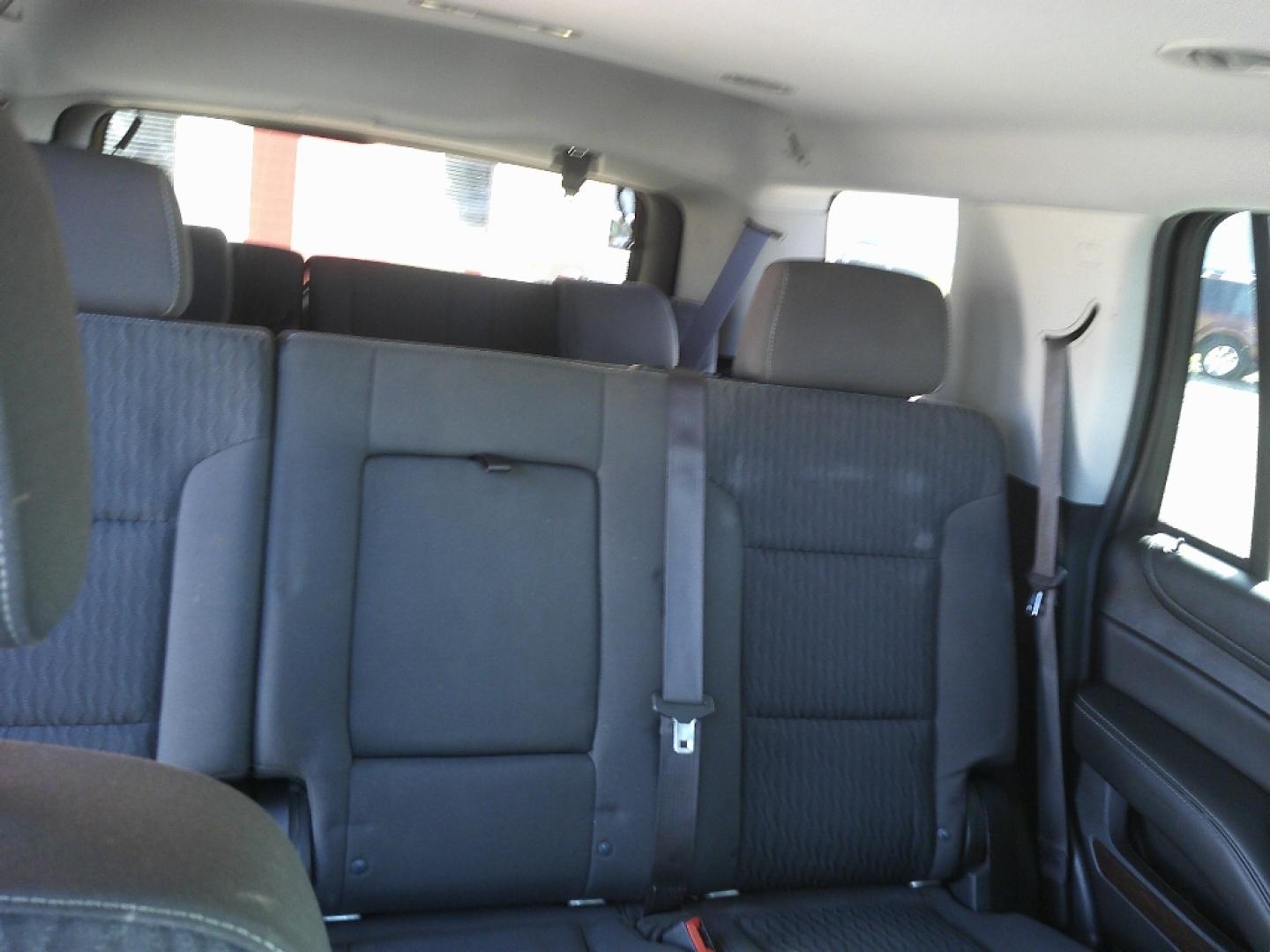2017 MAROON GMC YUKON SLE 2WD (1GKS1AKC3HR) with an 5.3L V8 OHV 16V engine, 6-SPEED AUTOMATIC transmission, located at 16660 North Freeway, Houston, TX, 77090, (281) 821-5000, 29.957193, -95.418587- Photo#5